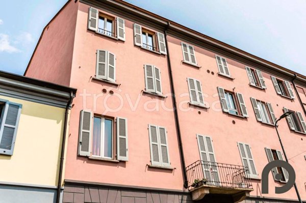 appartamento in vendita a Milano in zona Barona