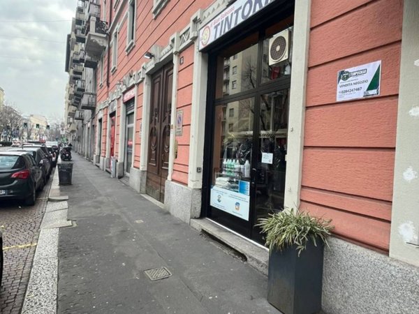 negozio in vendita a Milano