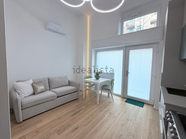 appartamento in vendita a Milano in zona Piazzale Lodi