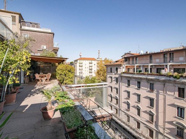 appartamento in vendita a Milano in zona Piazzale Lodi