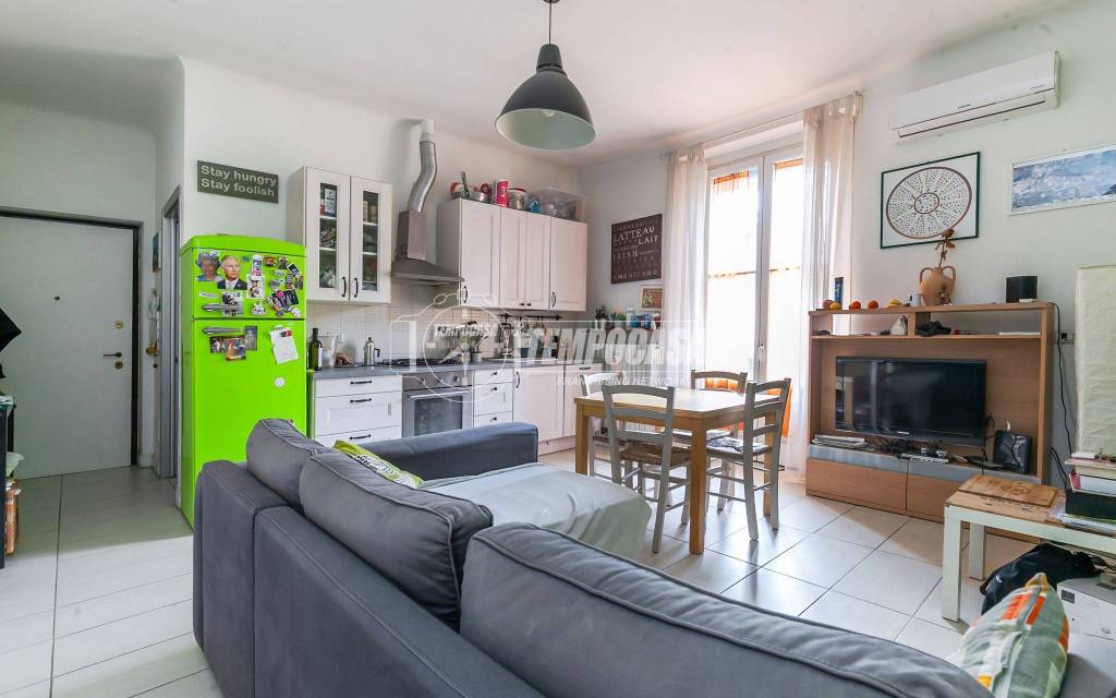 appartamento in vendita a Milano in zona Isola