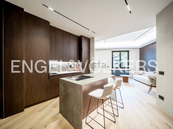 appartamento in vendita a Milano in zona Centro Direzionale