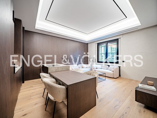 appartamento in vendita a Milano in zona Centro Direzionale