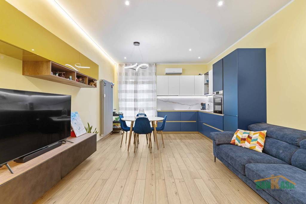 appartamento in vendita a Milano in zona Loreto