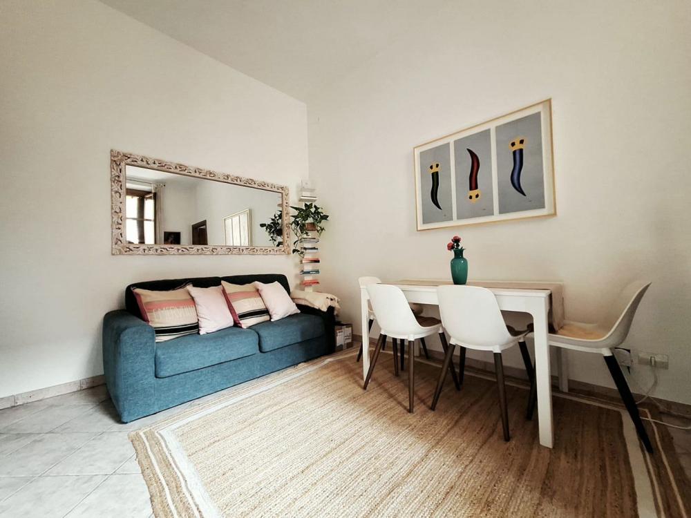 appartamento in vendita a Milano in zona Porta Genova