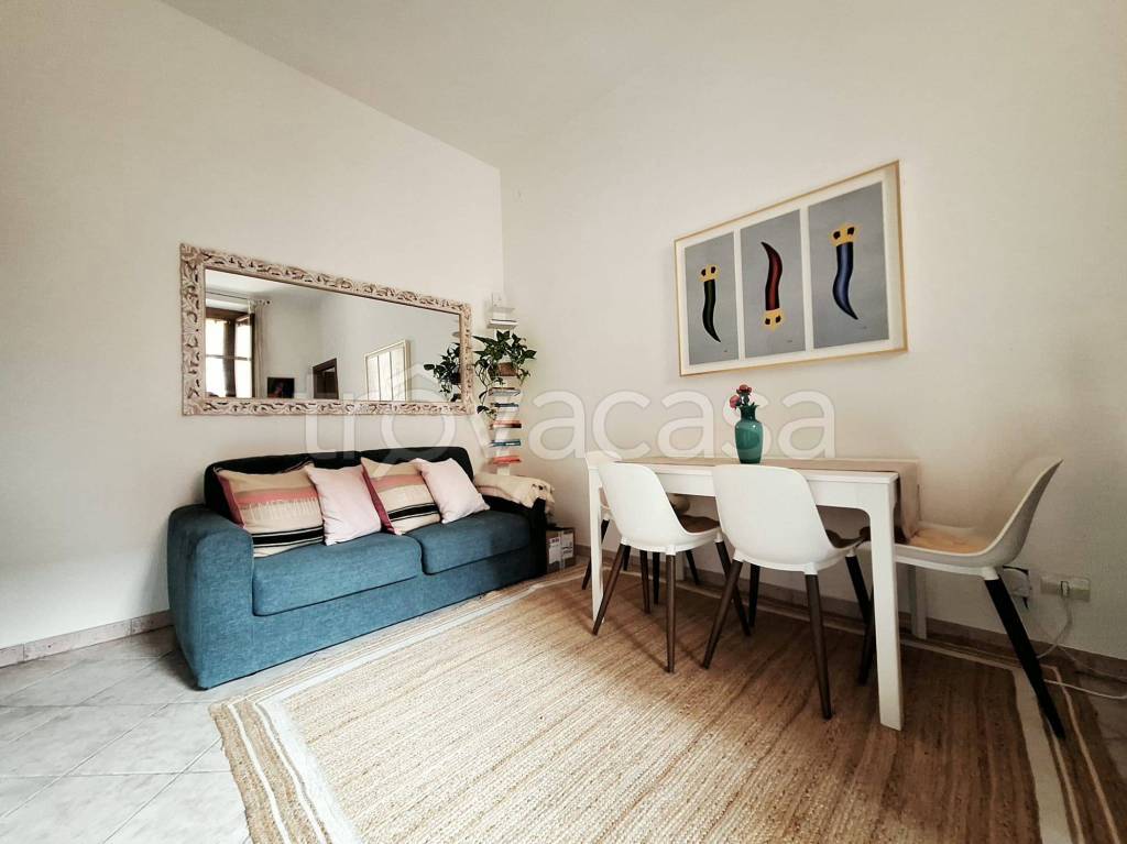 appartamento in vendita a Milano in zona Porta Genova