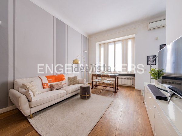 appartamento in vendita a Milano in zona Sempione