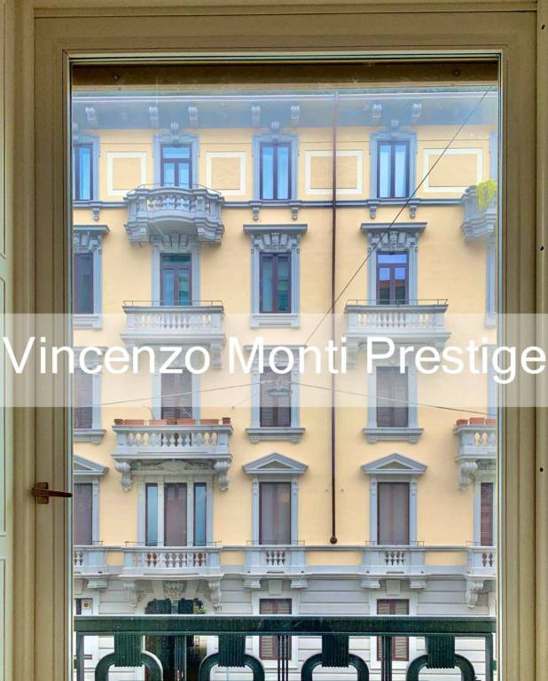 appartamento in vendita a Milano in zona Cadorna