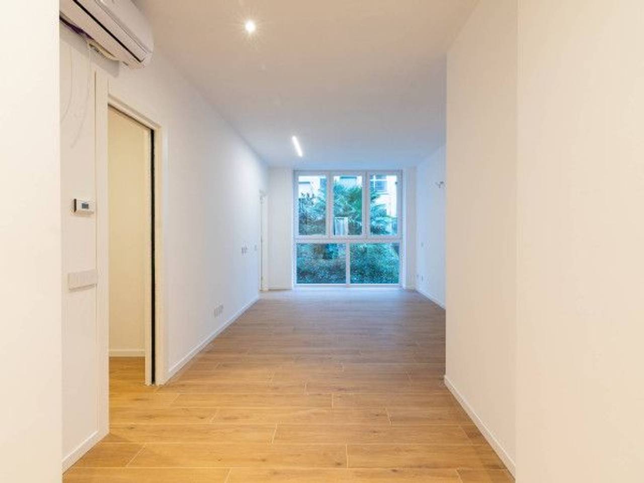 appartamento in vendita a Milano in zona Bullona