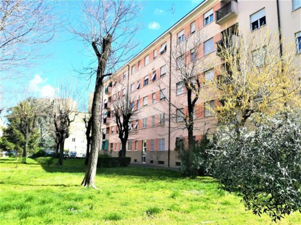 appartamento in vendita a Milano in zona Niguarda
