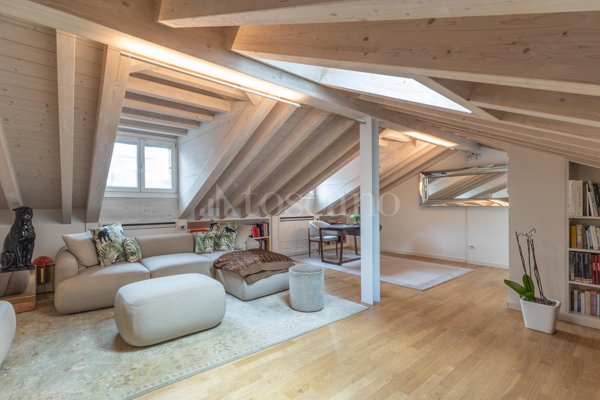 appartamento in vendita a Milano in zona Brera