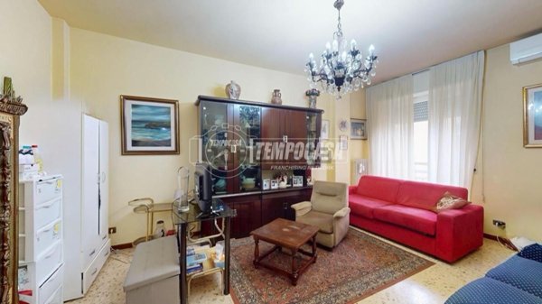 appartamento in vendita a Milano in zona Loreto