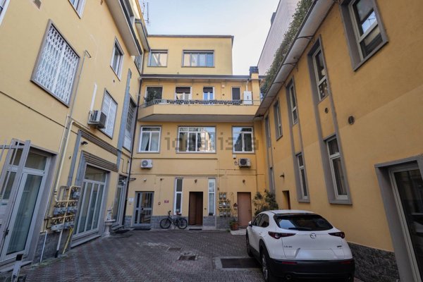 appartamento in vendita a Milano in zona Stadera