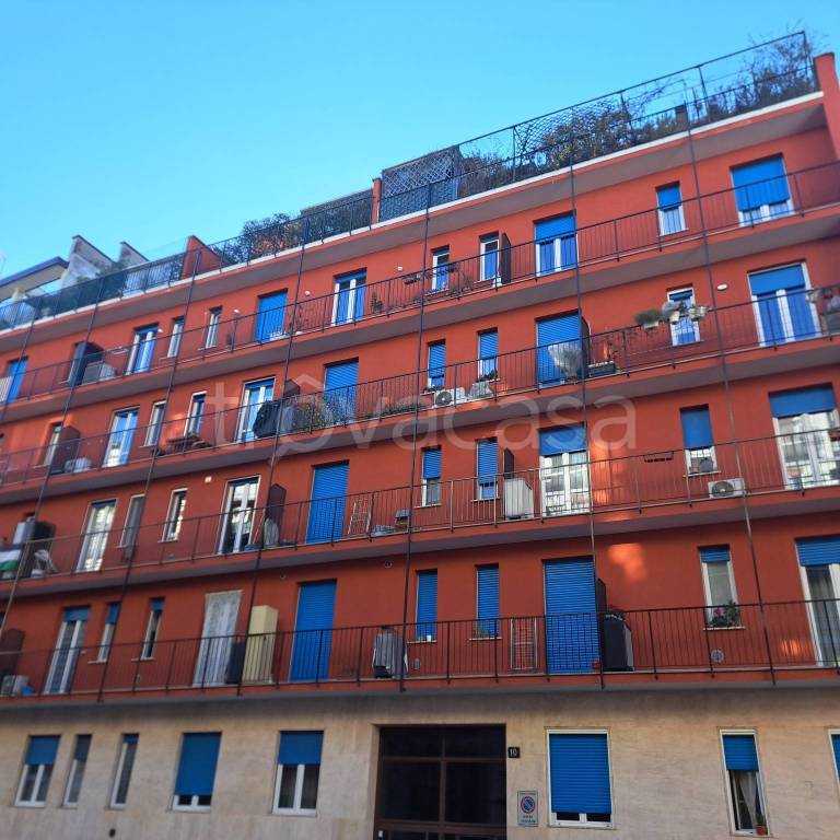appartamento in vendita a Milano in zona Corvetto