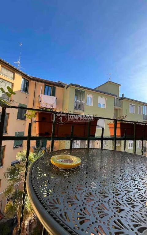 appartamento in vendita a Milano in zona Moncucco
