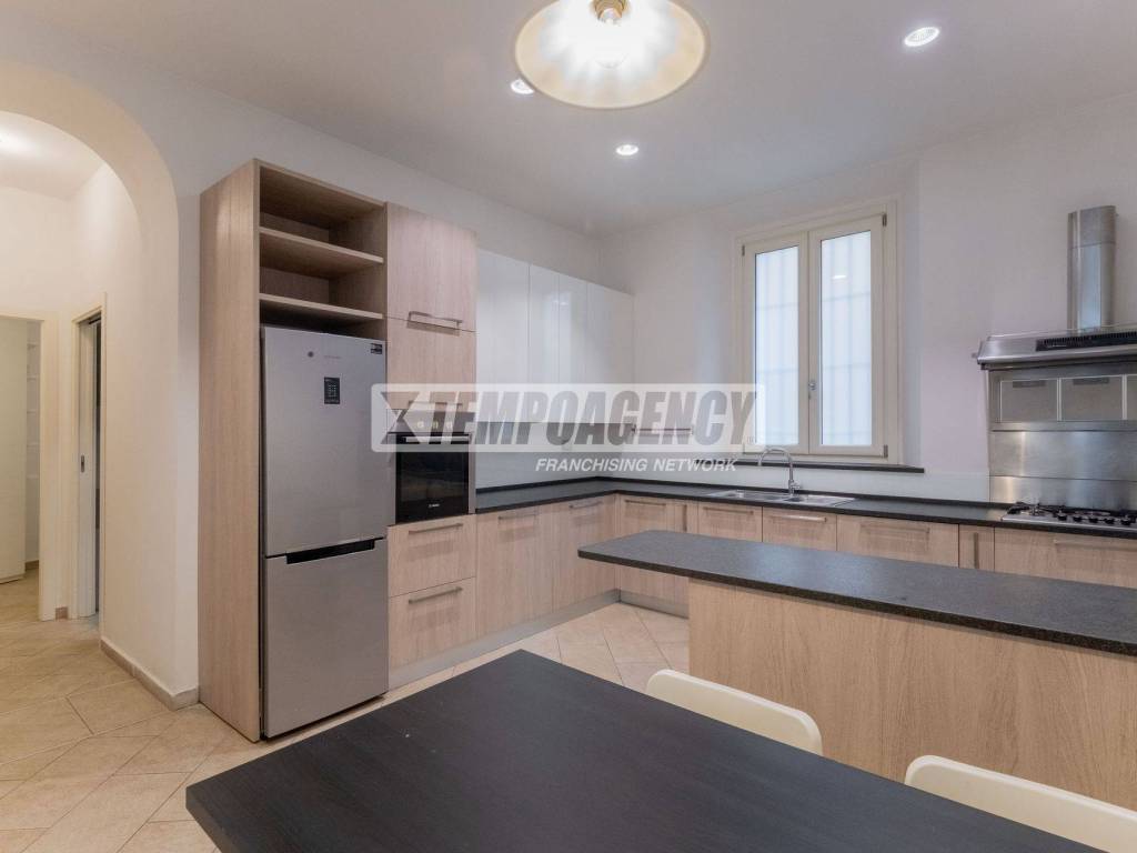 appartamento in vendita a Milano in zona Porta Romana