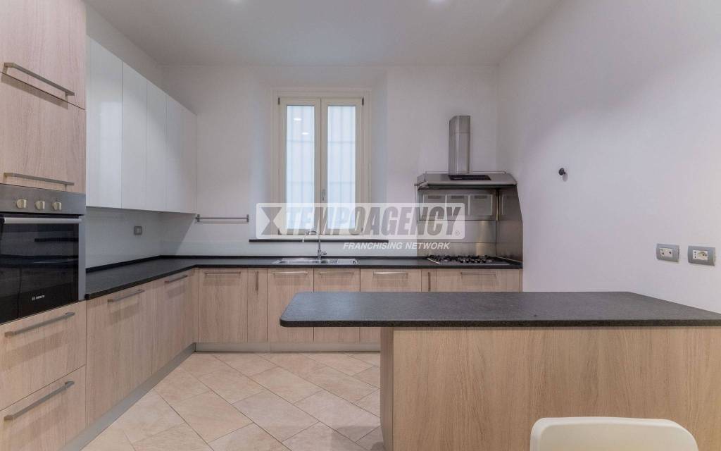 appartamento in vendita a Milano in zona Porta Romana