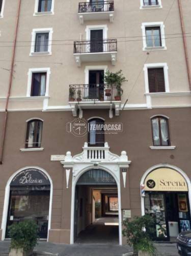 appartamento in vendita a Milano in zona Loreto