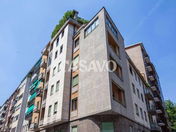 appartamento in vendita a Milano in zona Loreto