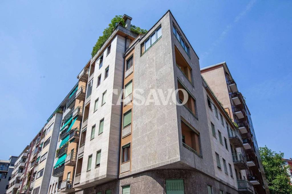 appartamento in vendita a Milano in zona Loreto