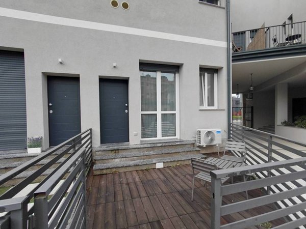 appartamento in vendita a Milano in zona Vigentino