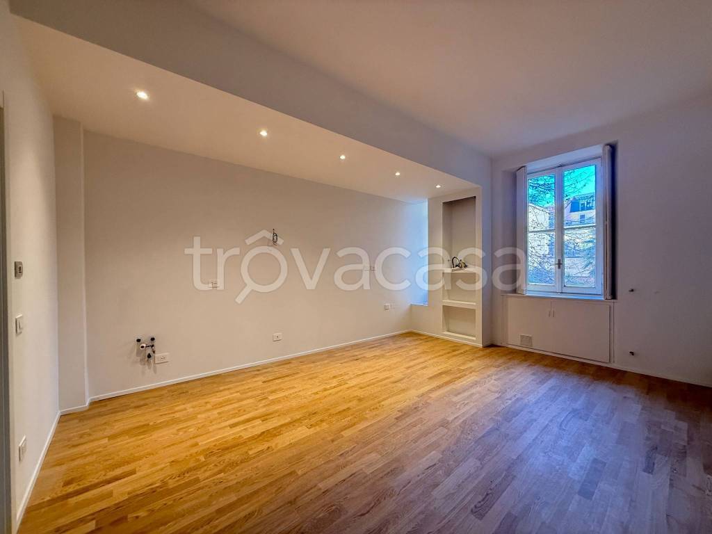 appartamento in vendita a Milano in zona Isola
