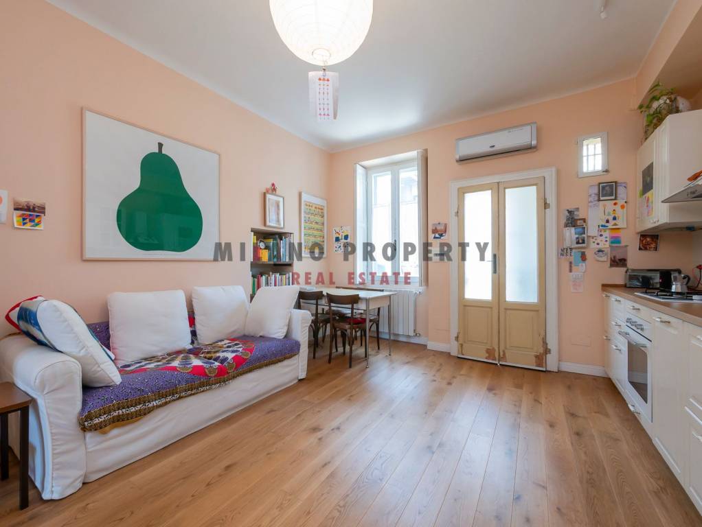 appartamento in vendita a Milano in zona Loreto