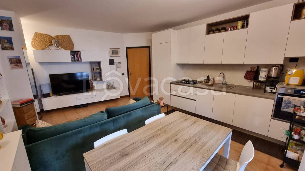 appartamento in vendita a Milano in zona Affori