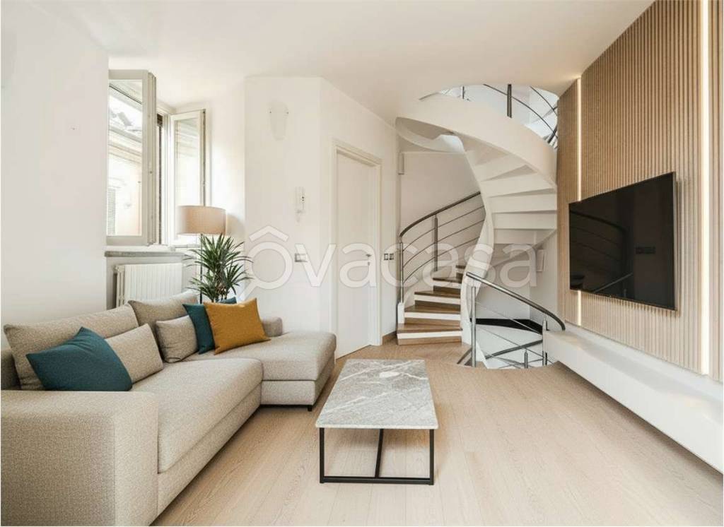 casa indipendente in vendita a Milano in zona Centro Storico