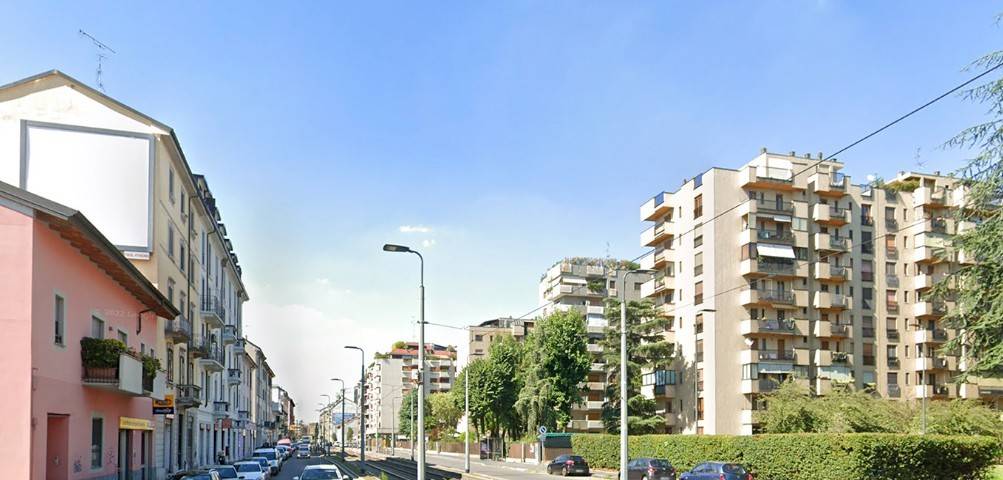 appartamento in vendita a Milano in zona Vigentino