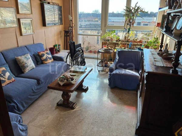 appartamento in vendita a Milano in zona Greco