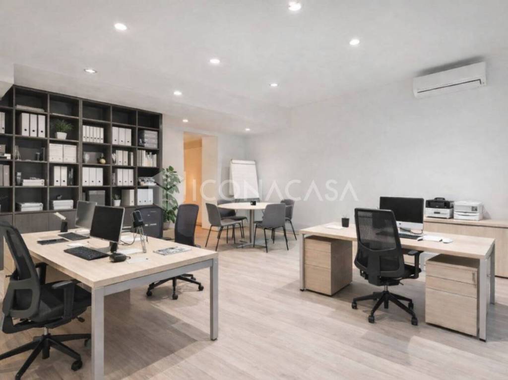 ufficio in vendita a Milano in zona Centro Storico