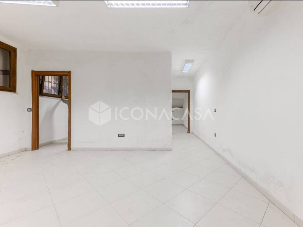ufficio in vendita a Milano