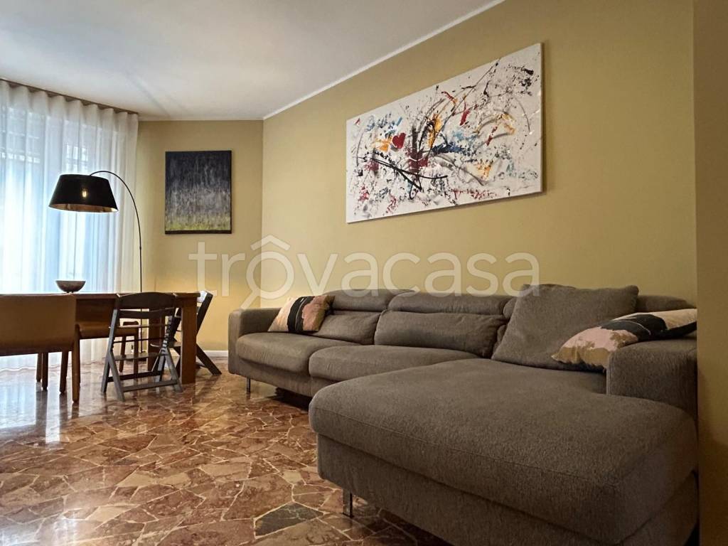 appartamento in vendita a Milano in zona Villapizzone