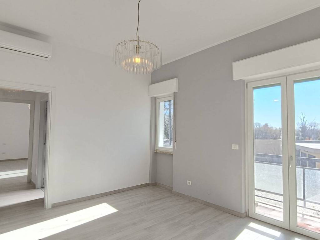 appartamento in vendita a Milano in zona Rogoredo