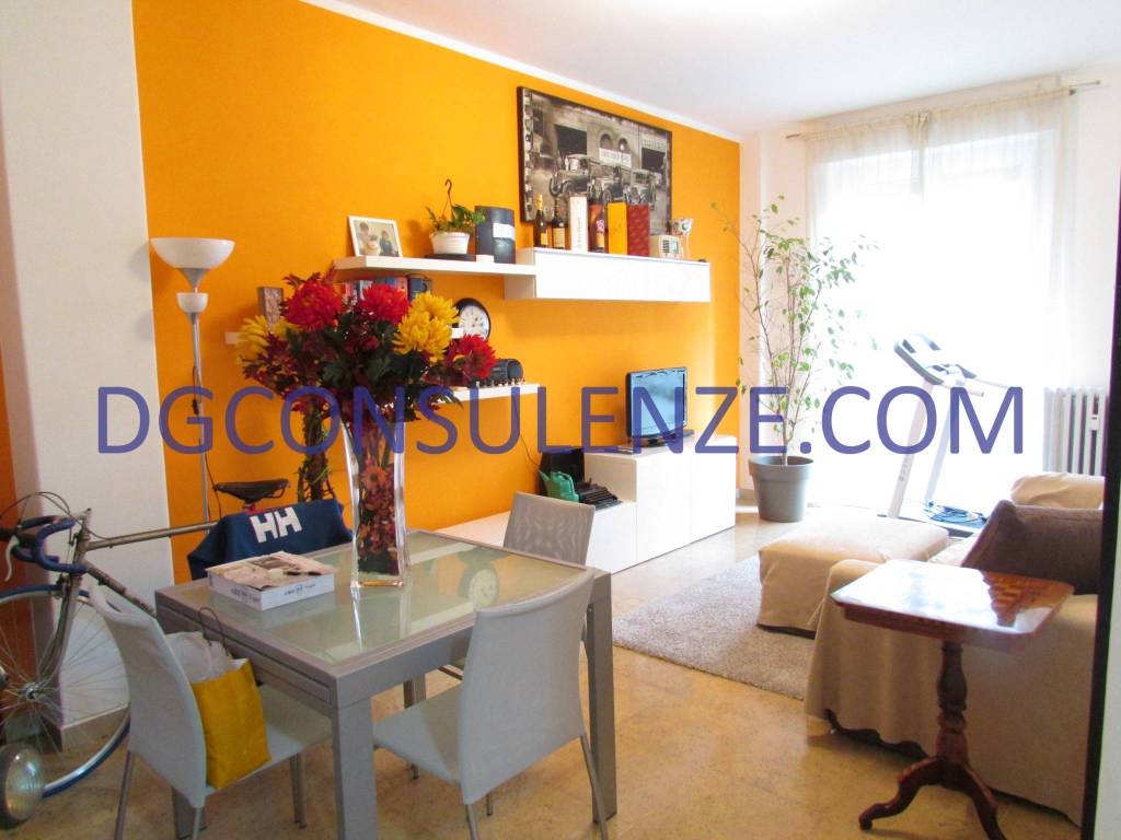 appartamento in vendita a Milano in zona Città Studi