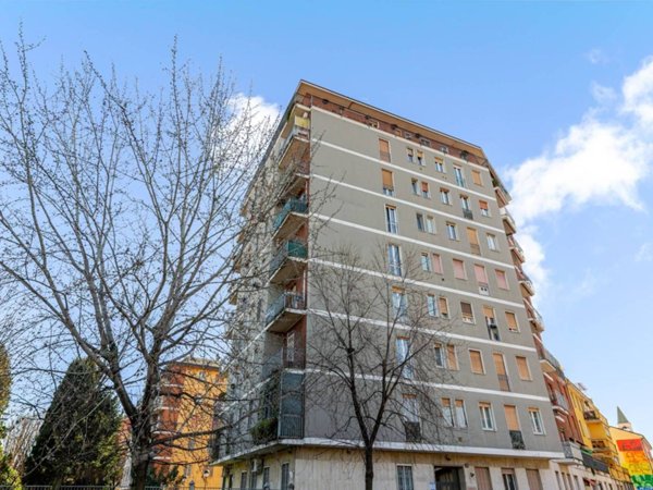 appartamento in vendita a Milano in zona Ortica