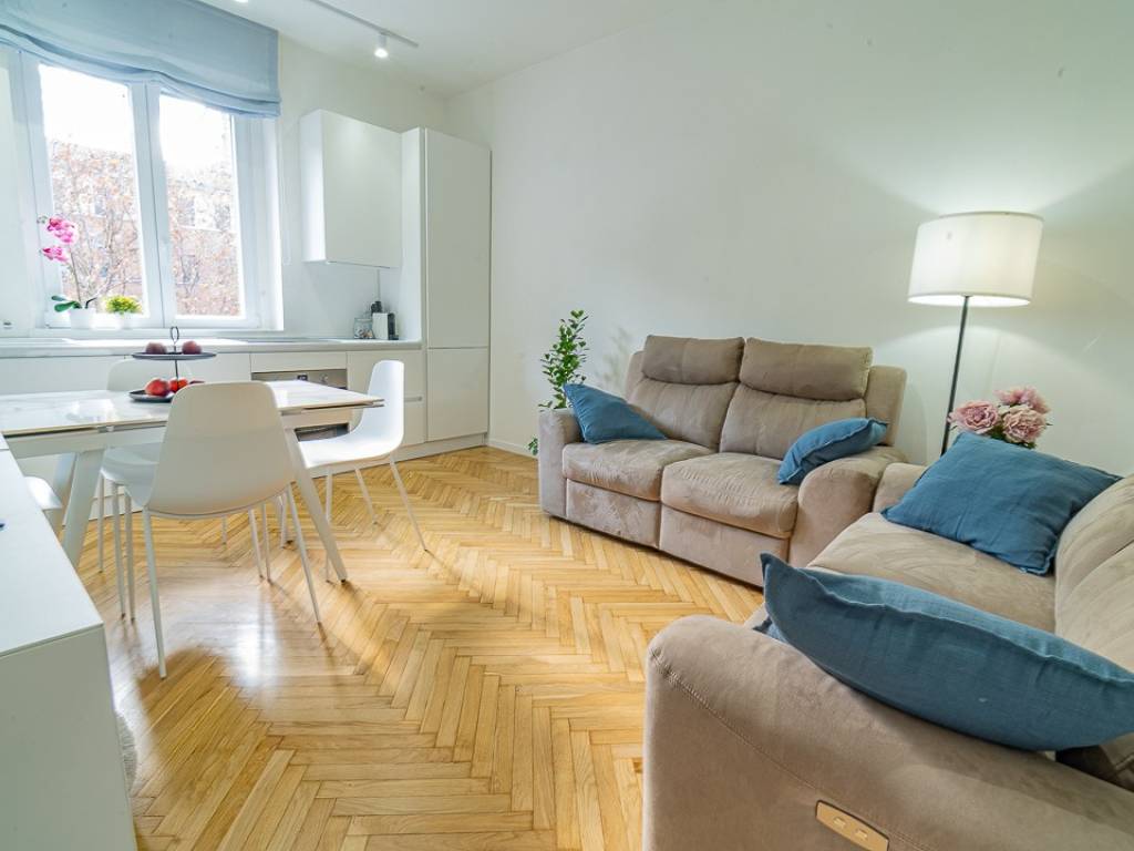 appartamento in vendita a Milano in zona Sempione