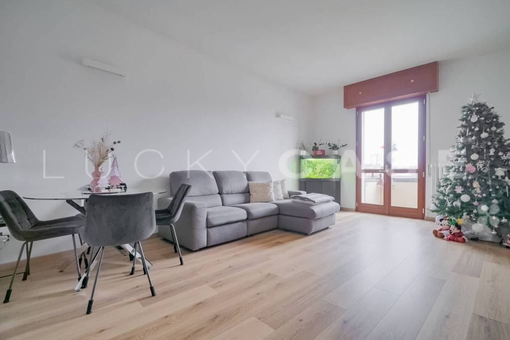 appartamento in vendita a Milano in zona Dergano