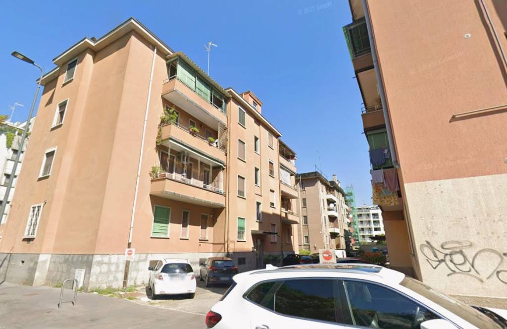 appartamento in vendita a Milano in zona Vigentino