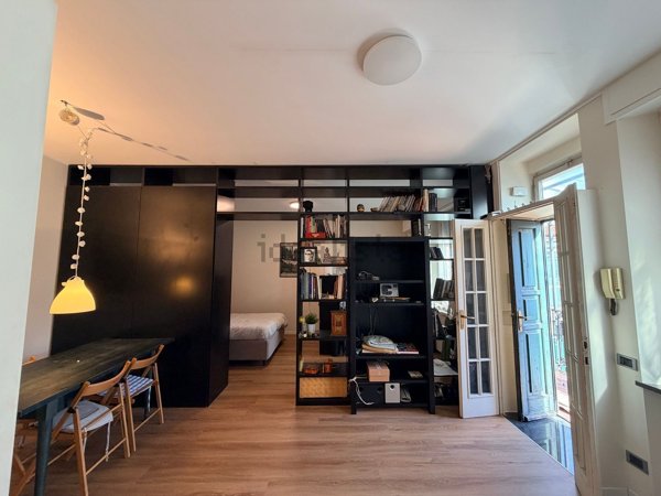 appartamento in vendita a Milano in zona Cinque Giornate