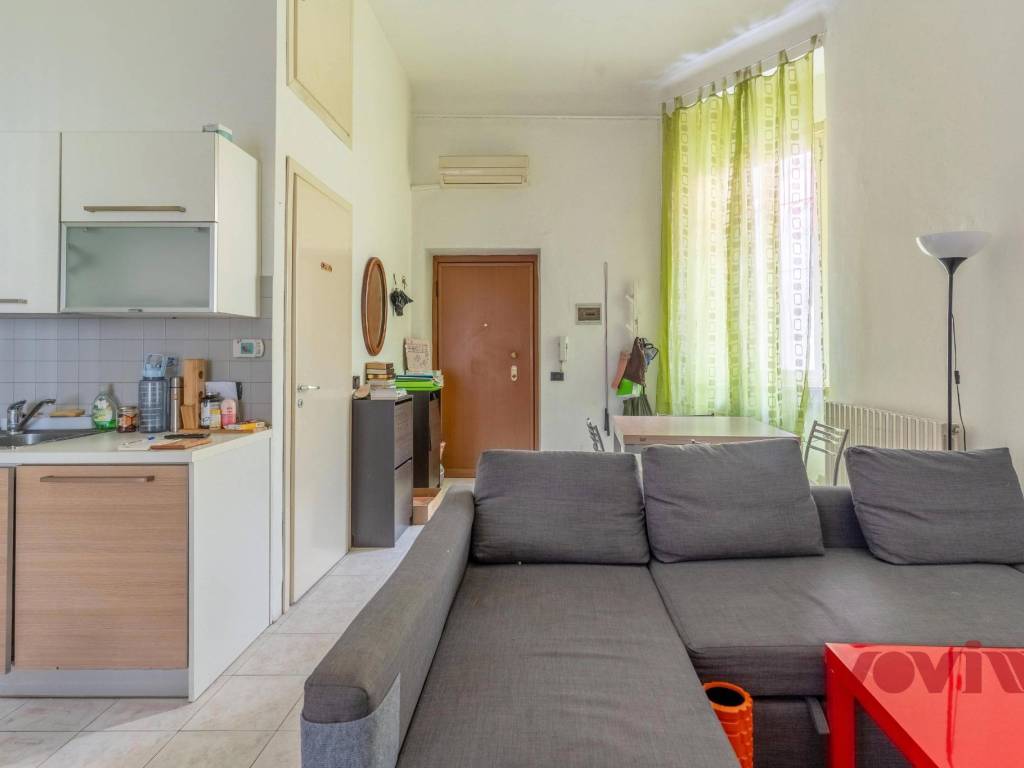 appartamento in vendita a Milano in zona Vigentino