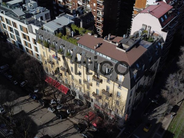 appartamento in vendita a Milano in zona Isola