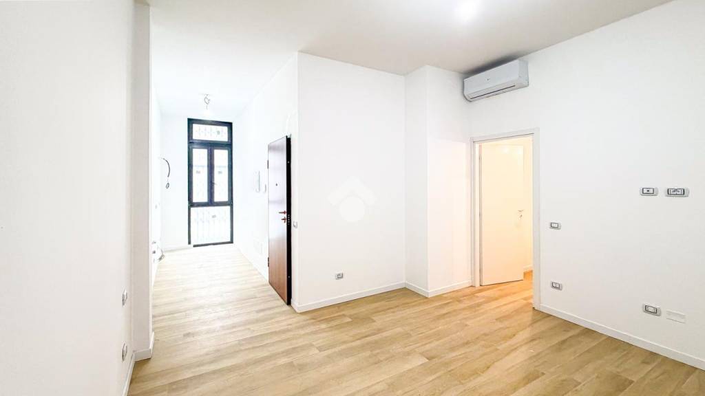 appartamento in vendita a Milano in zona Piazzale Lodi