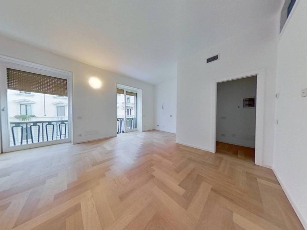 appartamento in vendita a Milano in zona Cadorna