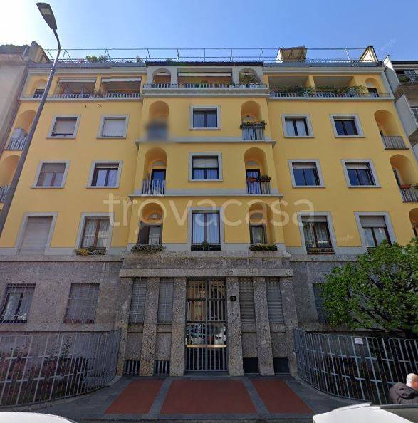 appartamento in vendita a Milano in zona Porta Vittoria