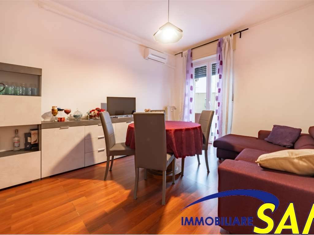 appartamento in vendita a Milano in zona Porta Vittoria