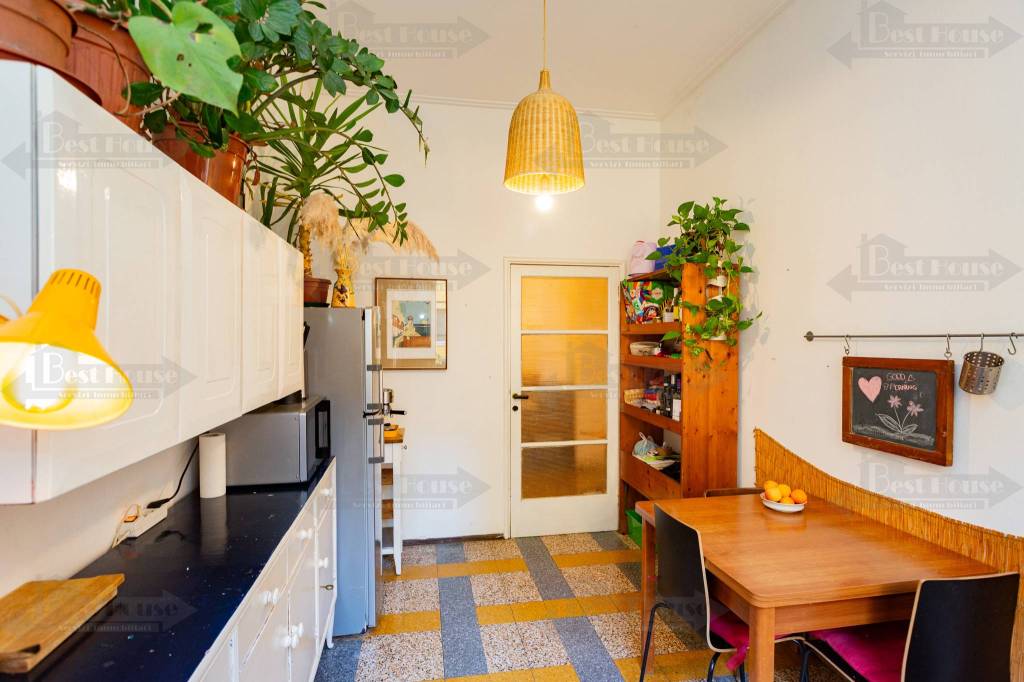 appartamento in vendita a Milano in zona Casoretto