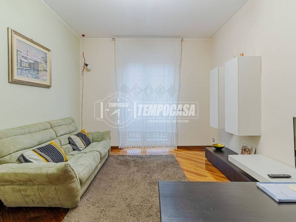 appartamento in vendita a Milano in zona Vigentino