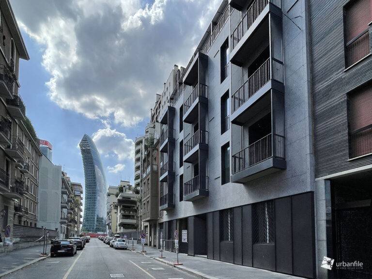 appartamento in vendita a Milano in zona Sempione